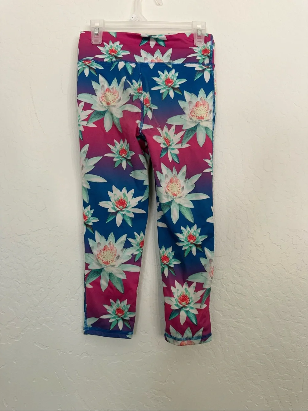 GAP Girls Floral Leggings in Pink and Blue Gradient